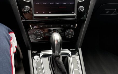 Volkswagen Passat B8 рестайлинг, 2015 год, 1 500 000 рублей, 9 фотография