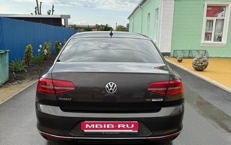 Volkswagen Passat B8 рестайлинг, 2015 год, 1 500 000 рублей, 2 фотография