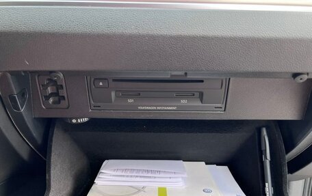 Volkswagen Passat B8 рестайлинг, 2015 год, 1 500 000 рублей, 27 фотография