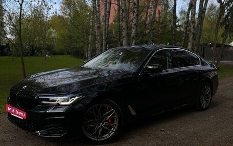 BMW 5 серия, 2019 год, 4 300 000 рублей, 3 фотография