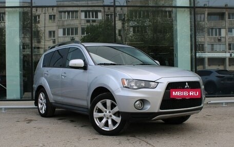 Mitsubishi Outlander III рестайлинг 3, 2012 год, 1 327 000 рублей, 3 фотография