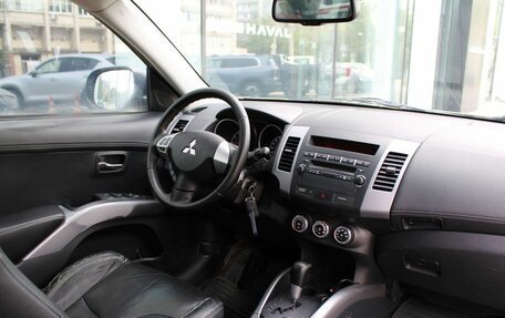 Mitsubishi Outlander III рестайлинг 3, 2012 год, 1 327 000 рублей, 9 фотография