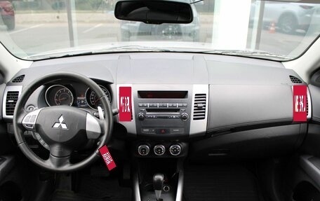 Mitsubishi Outlander III рестайлинг 3, 2012 год, 1 327 000 рублей, 11 фотография