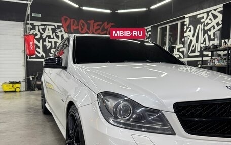 Mercedes-Benz C-Класс, 2011 год, 1 880 000 рублей, 11 фотография