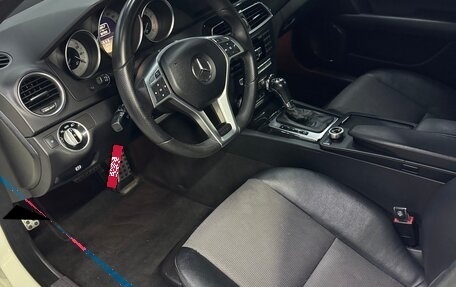 Mercedes-Benz C-Класс, 2011 год, 1 880 000 рублей, 17 фотография