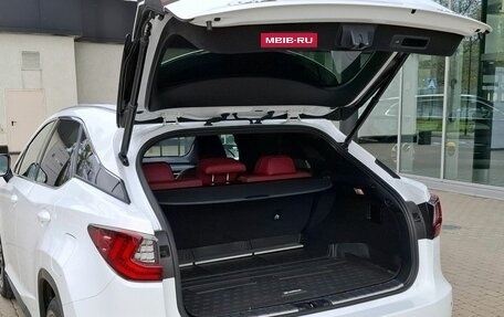 Lexus RX IV рестайлинг, 2018 год, 4 590 000 рублей, 25 фотография