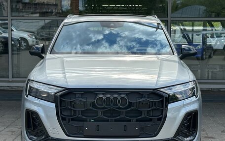 Audi Q7, 2024 год, 15 990 000 рублей, 2 фотография