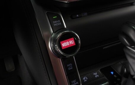 Toyota Land Cruiser, 2024 год, 13 498 000 рублей, 18 фотография