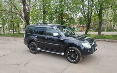 Mitsubishi Pajero IV, 2008 год, 1 750 000 рублей, 2 фотография