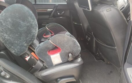 Mitsubishi Pajero IV, 2008 год, 1 750 000 рублей, 13 фотография