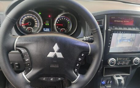 Mitsubishi Pajero IV, 2008 год, 1 750 000 рублей, 17 фотография