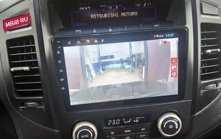 Mitsubishi Pajero IV, 2008 год, 1 750 000 рублей, 19 фотография