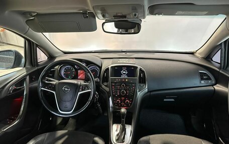 Opel Astra J, 2011 год, 750 000 рублей, 5 фотография