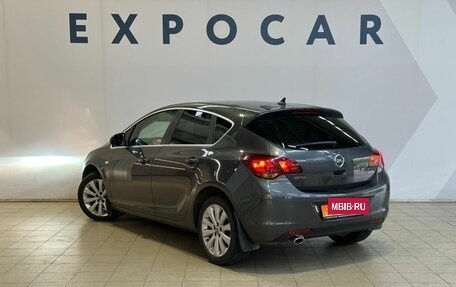 Opel Astra J, 2011 год, 750 000 рублей, 4 фотография