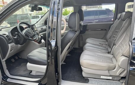 KIA Carnival III, 2008 год, 900 000 рублей, 14 фотография