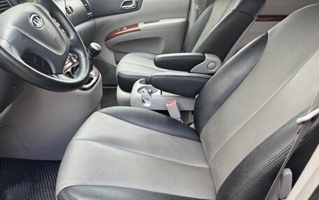 KIA Carnival III, 2008 год, 900 000 рублей, 19 фотография
