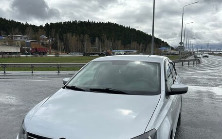 Volkswagen Polo VI (EU Market), 2011 год, 750 000 рублей, 1 фотография