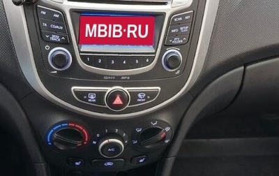 Hyundai Solaris II рестайлинг, 2013 год, 850 000 рублей, 1 фотография