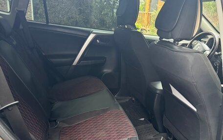 Toyota RAV4, 2016 год, 2 050 000 рублей, 3 фотография