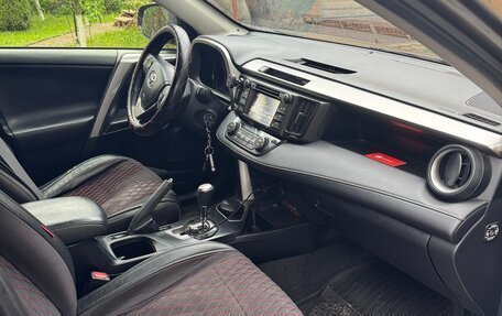Toyota RAV4, 2016 год, 2 050 000 рублей, 4 фотография