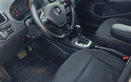 Volkswagen Polo VI (EU Market), 2017 год, 1 050 000 рублей, 9 фотография