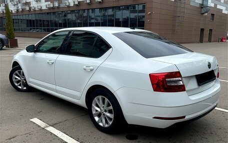 Skoda Octavia, 2017 год, 1 690 000 рублей, 4 фотография