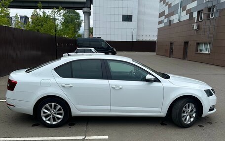 Skoda Octavia, 2017 год, 1 690 000 рублей, 7 фотография