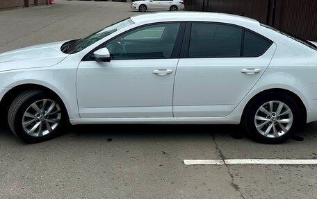 Skoda Octavia, 2017 год, 1 690 000 рублей, 3 фотография