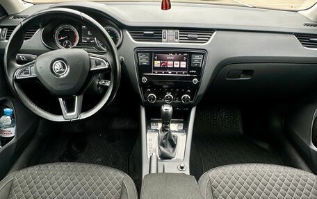 Skoda Octavia, 2017 год, 1 690 000 рублей, 10 фотография