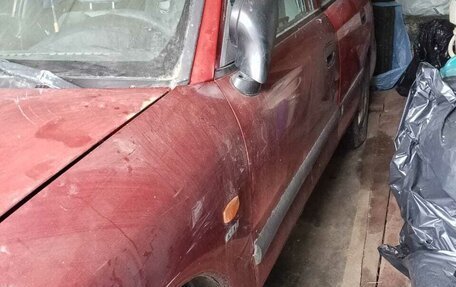 Mitsubishi Carisma I, 2003 год, 150 000 рублей, 2 фотография