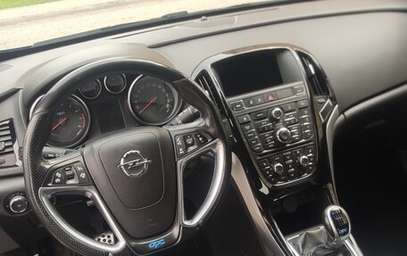 Opel Astra OPC J, 2013 год, 1 050 000 рублей, 12 фотография