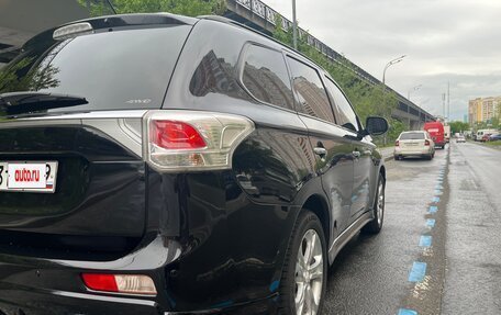 Mitsubishi Outlander III рестайлинг 3, 2012 год, 1 380 000 рублей, 7 фотография