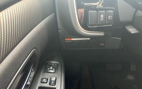 Mitsubishi Outlander III рестайлинг 3, 2012 год, 1 380 000 рублей, 16 фотография