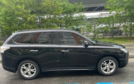 Mitsubishi Outlander III рестайлинг 3, 2012 год, 1 380 000 рублей, 26 фотография