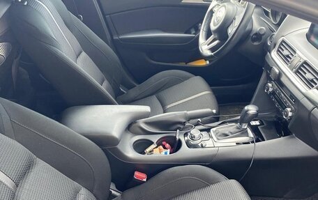 Mazda 3, 2018 год, 1 910 000 рублей, 8 фотография