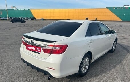 Toyota Camry, 2013 год, 2 050 000 рублей, 5 фотография