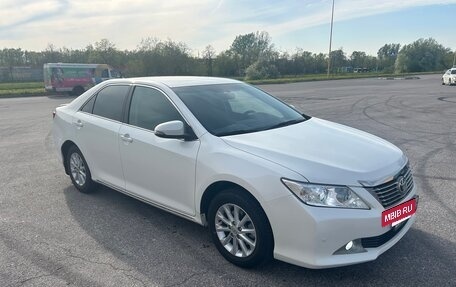 Toyota Camry, 2013 год, 2 050 000 рублей, 3 фотография