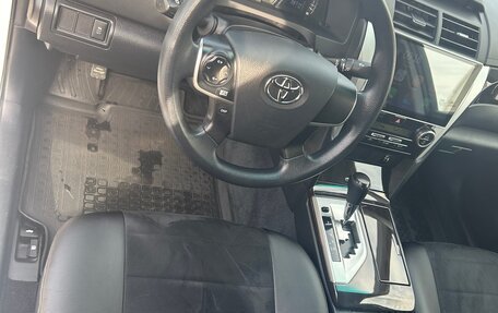 Toyota Camry, 2013 год, 2 050 000 рублей, 10 фотография
