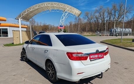 Toyota Camry, 2014 год, 1 850 000 рублей, 4 фотография