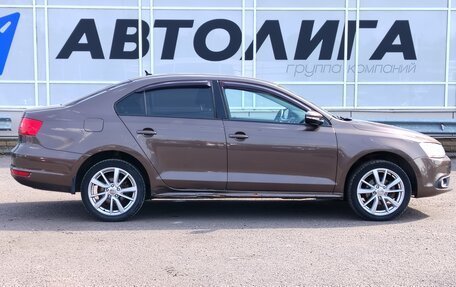 Volkswagen Jetta VI, 2012 год, 794 000 рублей, 3 фотография