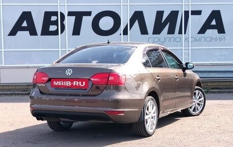 Volkswagen Jetta VI, 2012 год, 794 000 рублей, 2 фотография