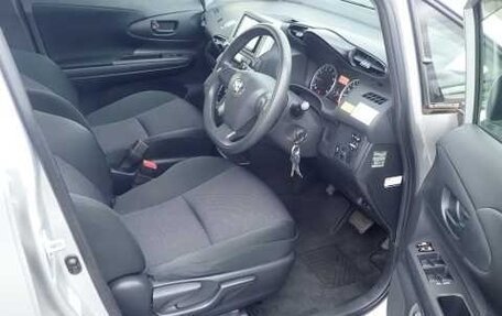 Toyota Wish II, 2017 год, 1 314 000 рублей, 4 фотография