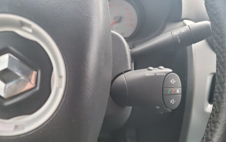 Renault Logan I, 2012 год, 715 000 рублей, 3 фотография