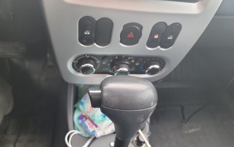 Renault Logan I, 2012 год, 715 000 рублей, 13 фотография