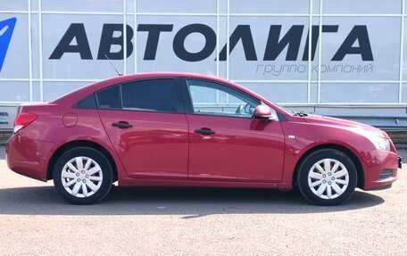 Chevrolet Cruze II, 2011 год, 673 000 рублей, 4 фотография