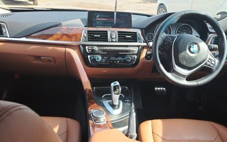BMW 3 серия, 2016 год, 1 870 000 рублей, 13 фотография