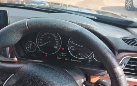 BMW 3 серия, 2016 год, 1 870 000 рублей, 14 фотография