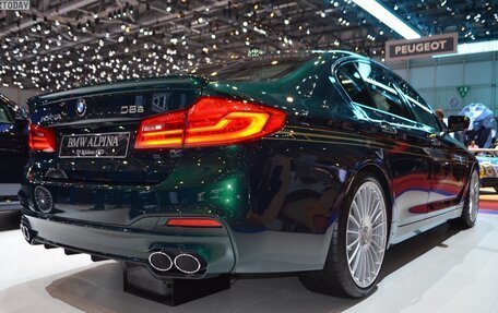 Alpina D5, 2017 год, 12 800 000 рублей, 2 фотография