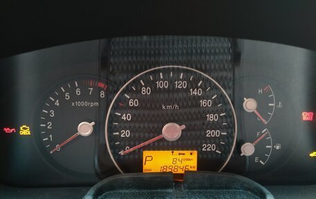 KIA Carens III (RP), 2010 год, 820 000 рублей, 2 фотография