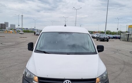 Volkswagen Caddy IV, 2019 год, 1 990 000 рублей, 2 фотография